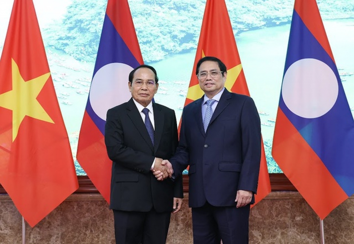 Government chief desires broader cooperation with Laos